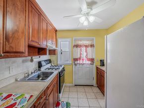 124 Washington Avenue, Valley Stream NY 11580