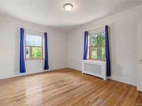315 Ellington Avenue E, Garden City NY 11530