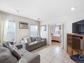 21-08 Ditmars Boulevard, Astoria NY 11105