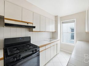 21-08 Ditmars Boulevard, Astoria NY 11105