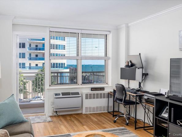 410 E Broadway 4C, Long Beach NY 11561
