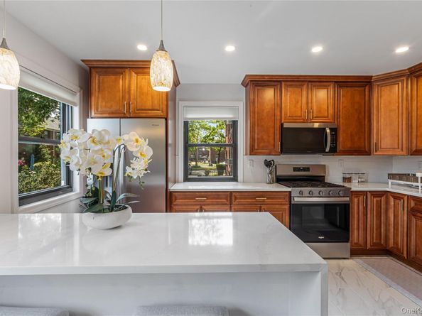 168-01 18th Avenue 3135, Whitestone NY 11357