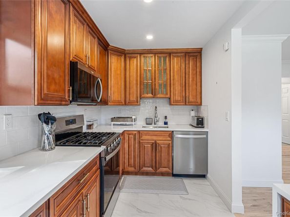 168-01 18th Avenue 3135, Whitestone NY 11357