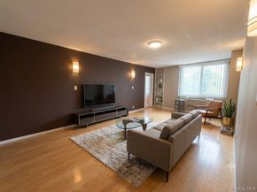 118 18 Union Tpke Apt B4, Kew Gardens NY 11415