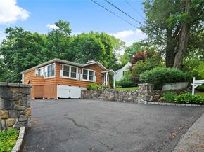 61 Ridgewood Drive, Pleasantville NY 10570
