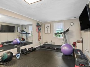 61 Ridgewood Drive, Pleasantville NY 10570