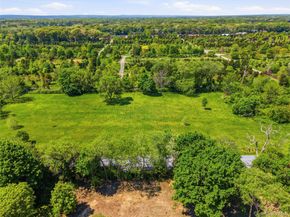 704 Hubbard Avenue, Aquebogue NY 11901