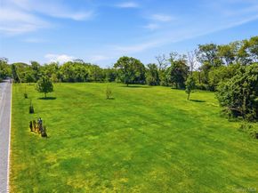 704 Hubbard Avenue, Aquebogue NY 11901