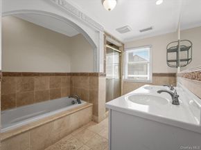 59 Franklin Place, Great Neck NY 11023