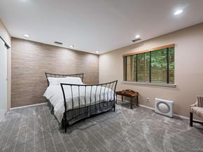 6 Wimbledon Drive, Roslyn NY 11576