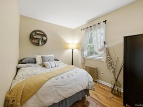 71 E 17th Street, Huntington Station NY 11746