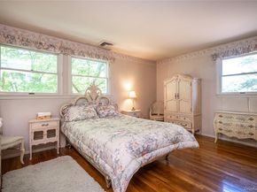 12 Lark Avenue, White Plains NY 10607