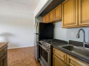687 Bronx River Road 6C, Yonkers NY 10704