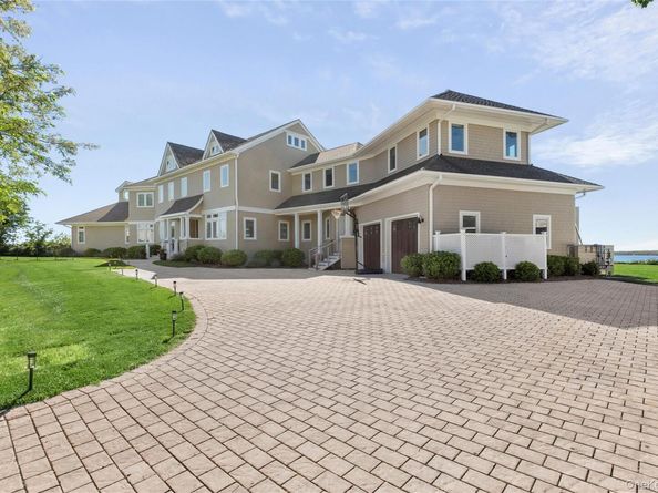 49 Dunlookin Lane, South Jamesport NY 11970