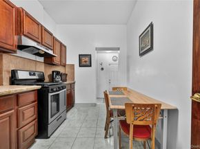 1543 Hollywood Avenue, Bronx NY 10461