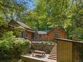 25 Cabin Ridge Road, Chappaqua NY 10514