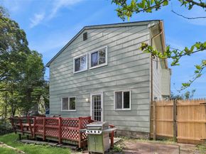 244 Lakeside Trail, Ridge NY 11961