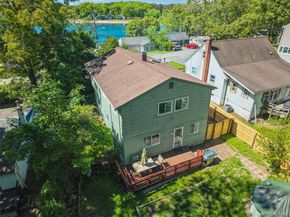 244 Lakeside Trail, Ridge NY 11961