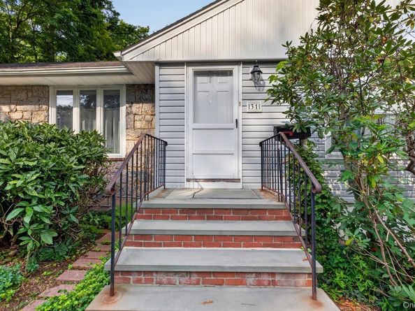 31 Francis Terrace, Glen Cove NY 11542