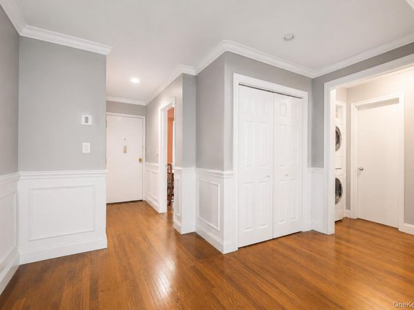 164 Ravine Avenue 3A, Yonkers NY 10701