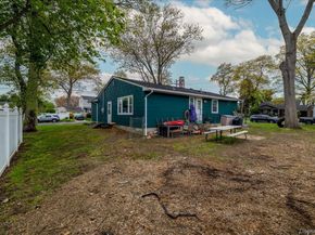 171 W 16th Street, Deer Park NY 11729