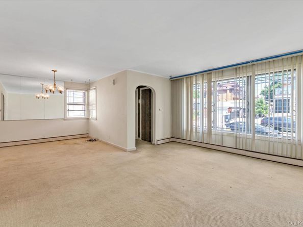 167-14 Jewel Avenue, Fresh Meadows NY 11365