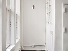 10 East 18th Street 5N, New York NY 10003