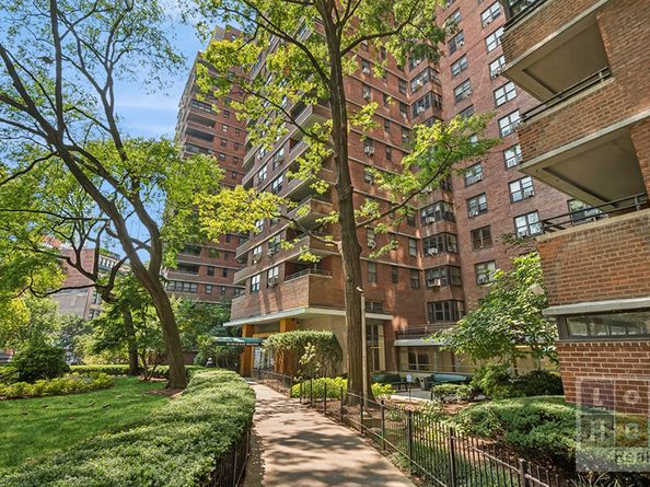 212 East Broadway 1203, New York NY 10002