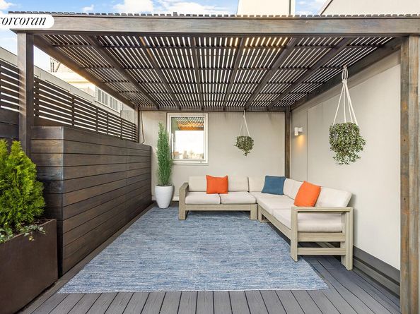 531 Vanderbilt Avenue 7C, Brooklyn NY 11238