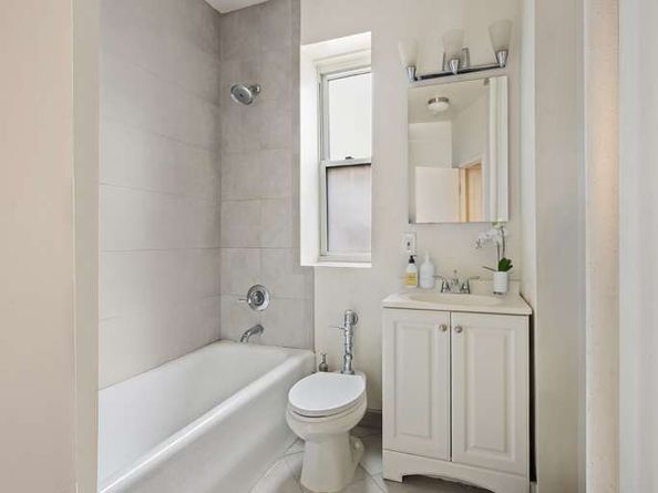 223 East 50th Street 6B, New York NY 10022