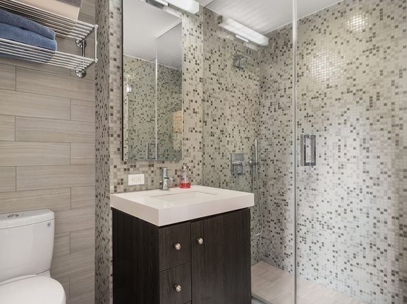 432 West 52nd Street 5B, New York NY 10019