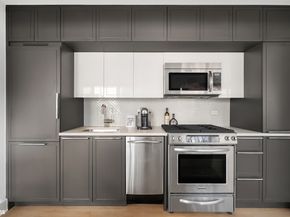 432 West 52nd Street 5B, New York NY 10019