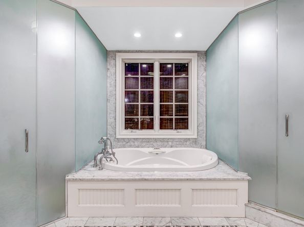 850 East 23rd Street private house, Brooklyn NY 11210