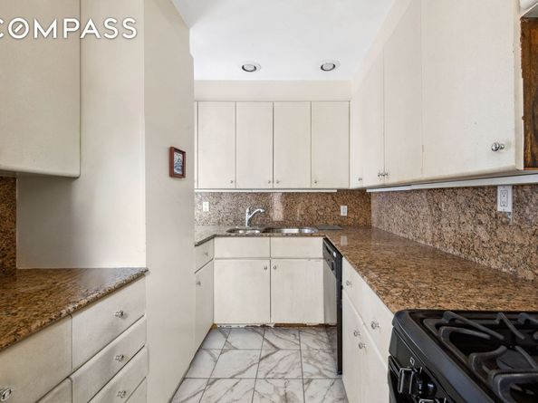 2 Sutton Place S 7F, New York NY 10022