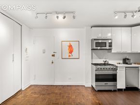 251 East 51st Street 5A, New York NY 10022