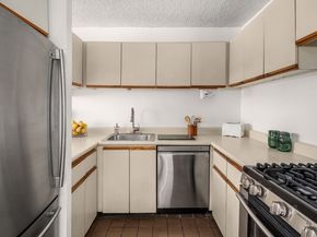 30 West 61st Street 7A, New York NY 10023