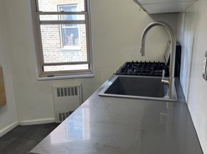 67-25 Clyde Street 3R, Queens NY 11375
