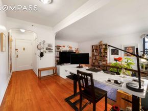 260 Ocean Parkway 5G, Brooklyn NY 11218