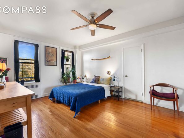 260 Ocean Parkway 5G, Brooklyn NY 11218