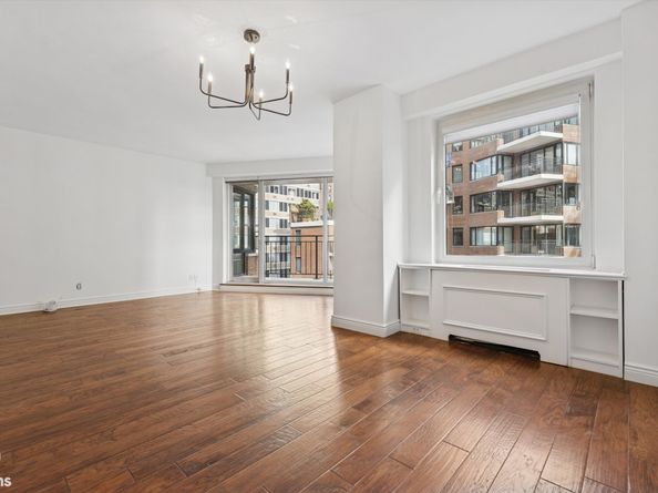 60 Sutton Place S 10HS, New York NY 10022