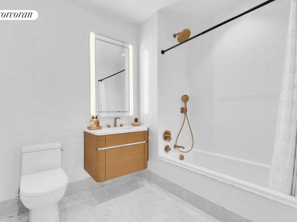 110 Charlton Street 17E, New York NY 10014