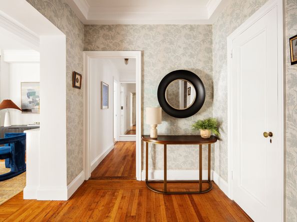 40 5th Avenue 7E, New York NY 10011