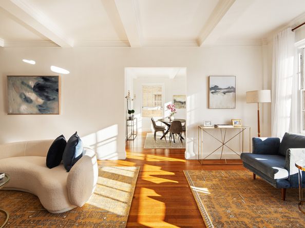 40 5th Avenue 7E, New York NY 10011