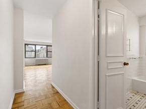 650 Park Avenue 14F, New York NY 10065