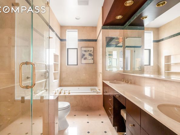 550 Park Avenue 3W, New York NY 10065