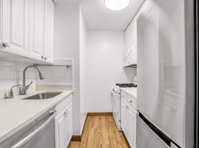 310 East 46th Street 8L, New York NY 10017