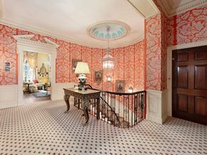 121 East 65th Street, New York NY 10065