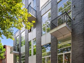 93 Waverly Avenue 3R, Brooklyn NY 11205