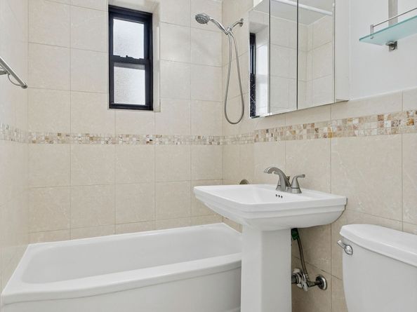 4501 Broadway 4G, New York NY 10040