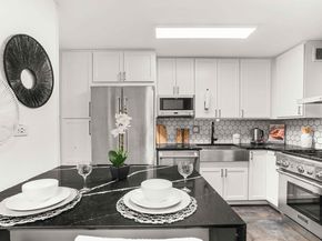 225 East 86th Street 204, New York NY 10028